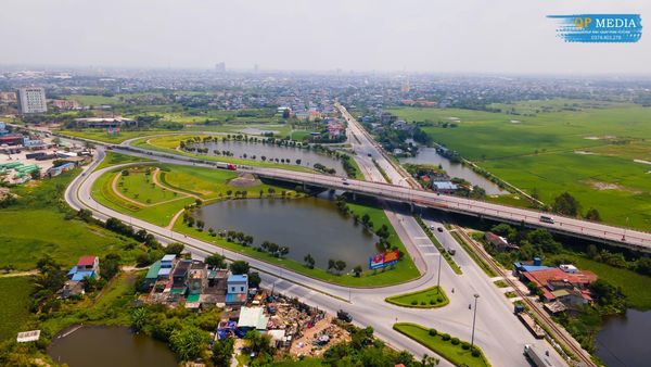 Nam Định đưa kinh tế biển thành động lực phát triển, rộng cửa thu hút nhà đầu tư - Ảnh 3.