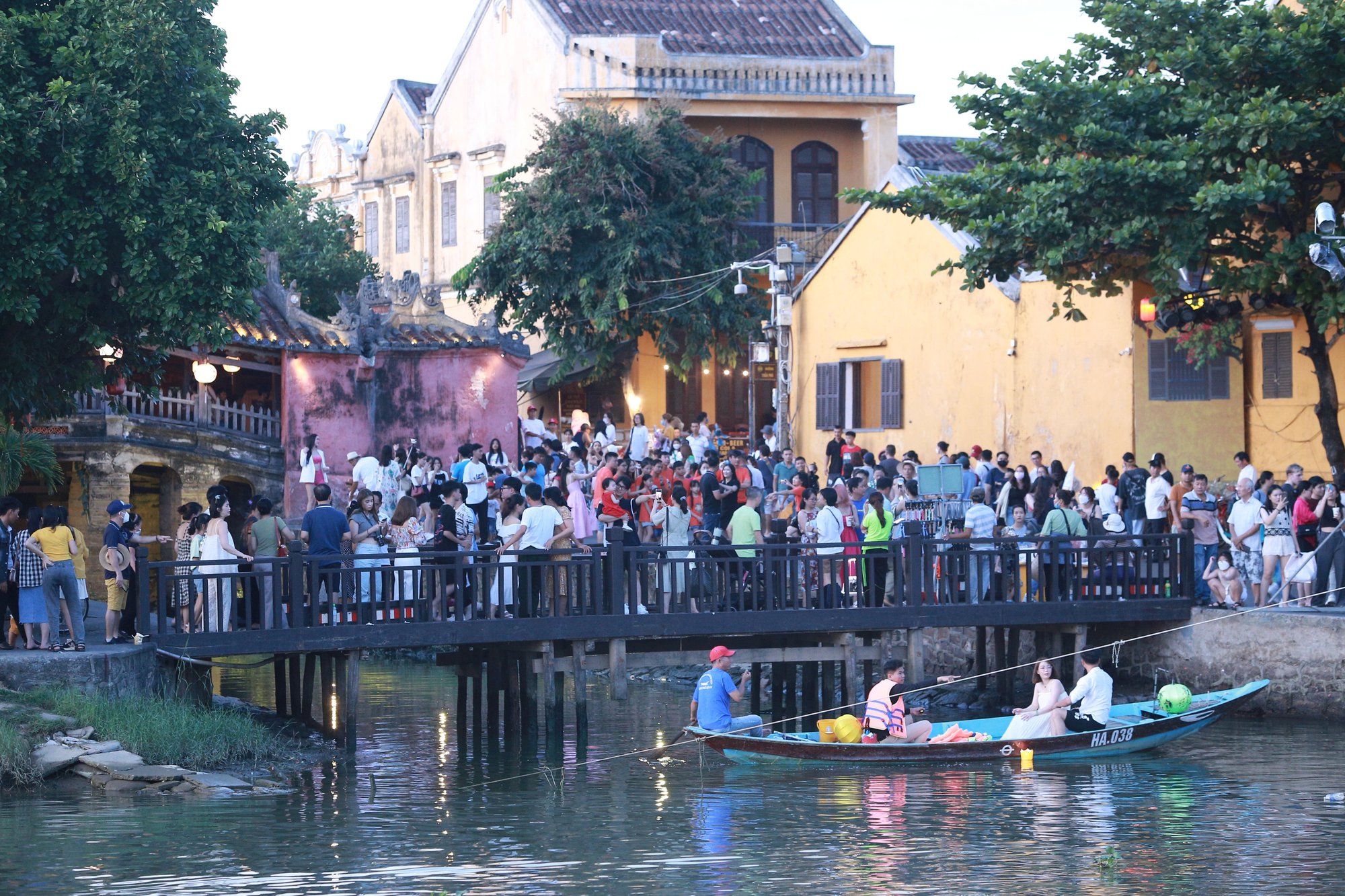 Mi n Trung Th i Ti t Thu n L i L ng Kh ch T ng Cao K Ngh L 