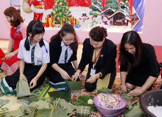 Tổ chức các chương trình đón Tết cổ truyền Việt Nam tại Lào năm 2023 - Ảnh 1.