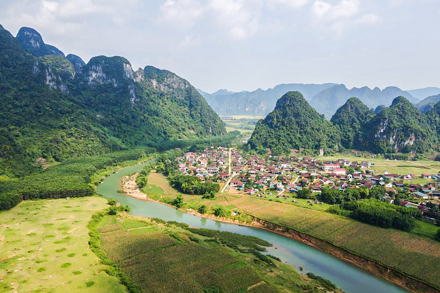 Tân Hóa (Quảng Bình) - một trong những làng du lịch tốt nhất thế giới