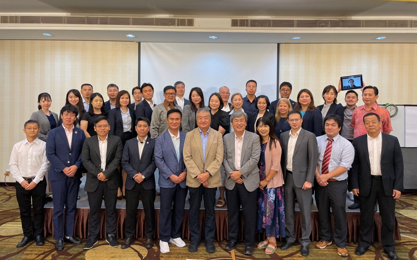 Việt Nam tiêu thụ 8,5 tỷ gói mì ăn liền trong năm 2022 - Ảnh 1. Việt Nam tiêu thụ 8,5 tỷ gói mì ăn liền trong năm 2022 - Ảnh 1.