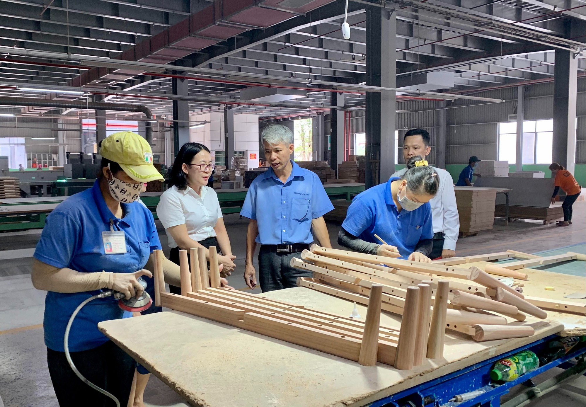 Agribank tích cực triển khai hỗ trợ người dân, doanh nghiệp - Ảnh 2. Agribank tích cực triển khai hỗ trợ người dân, doanh nghiệp - Ảnh 2.