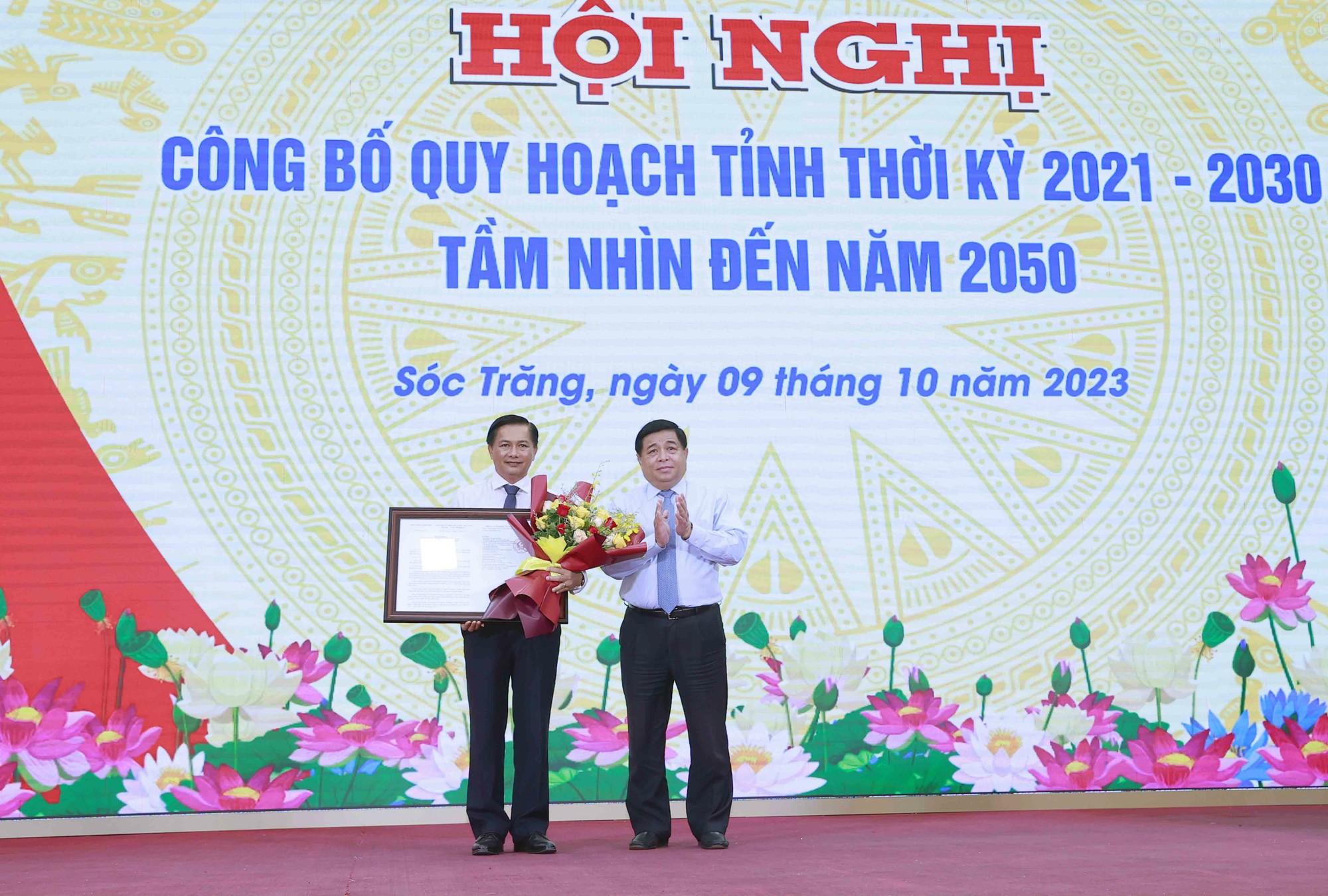 Khẩn trương hiện thực hóa quy hoạch, đưa Sóc Trăng phát triển nhanh, bền vững - Ảnh 2.