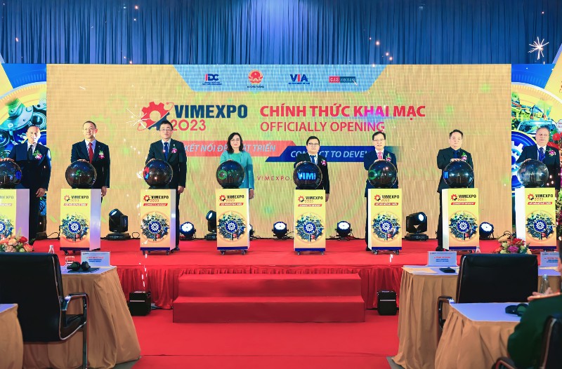 Samsung sẽ tạo điều kiện cho các doanh nghiệp Việt tham gia chuỗi cung ứng- Ảnh 2. Samsung sẽ tạo điều kiện cho các doanh nghiệp Việt tham gia chuỗi cung ứng- Ảnh 2.