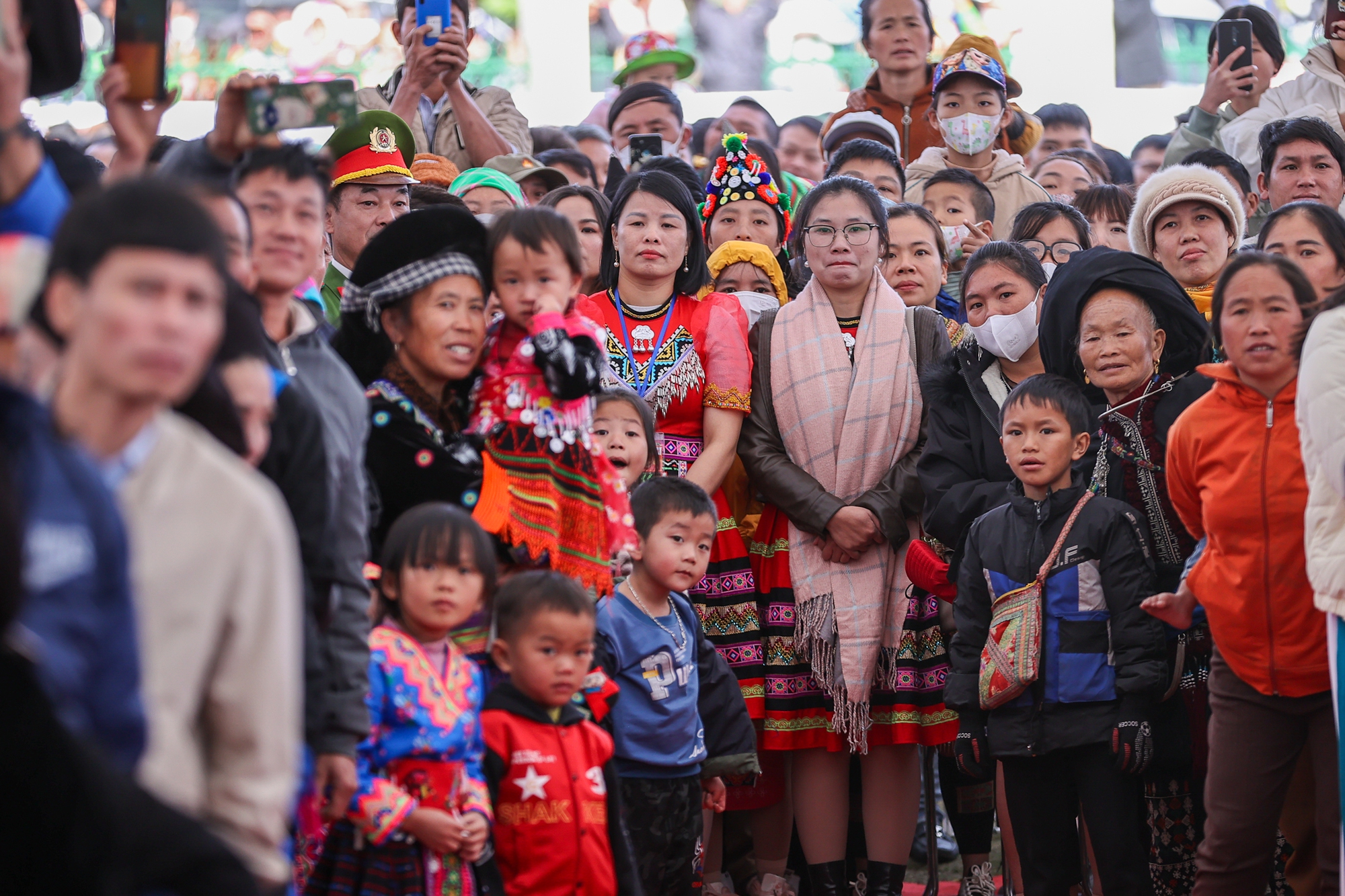 Thủ tướng chung vui Ngày hội đại đoàn kết cùng đồng bào các dân tộc tỉnh Lai Châu- Ảnh 7.