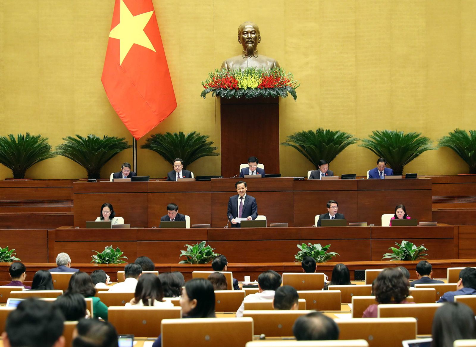 Phó Thủ tướng Lê Minh Khái trả lời chất vấn - Ảnh 4.