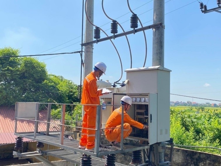 Sở Công thương trả lời cử tri huyện Hưng Nguyên về việc kiểm tra đường dây, các trạm biến áp để đảm bảo cung cấp điện cho các xã Hưng Trung, Hưng Tây, Hưng Yên Nam, Hưng Yên Bắc