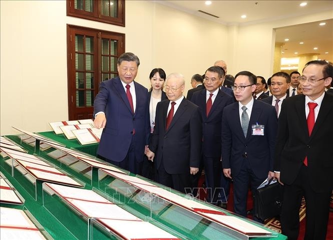 Việt Nam, Trung Quốc ký kết 36 văn bản thỏa thuận hợp tác- Ảnh 1.