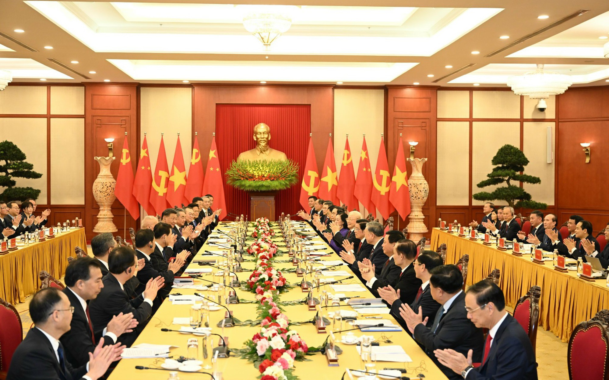 Tiếp tục làm sâu sắc và nâng tầm quan hệ đối tác hợp tác chiến lược toàn diện, xây dựng cộng đồng chia sẻ tương lai Việt Nam-Trung Quốc có ý nghĩa chiến lược
