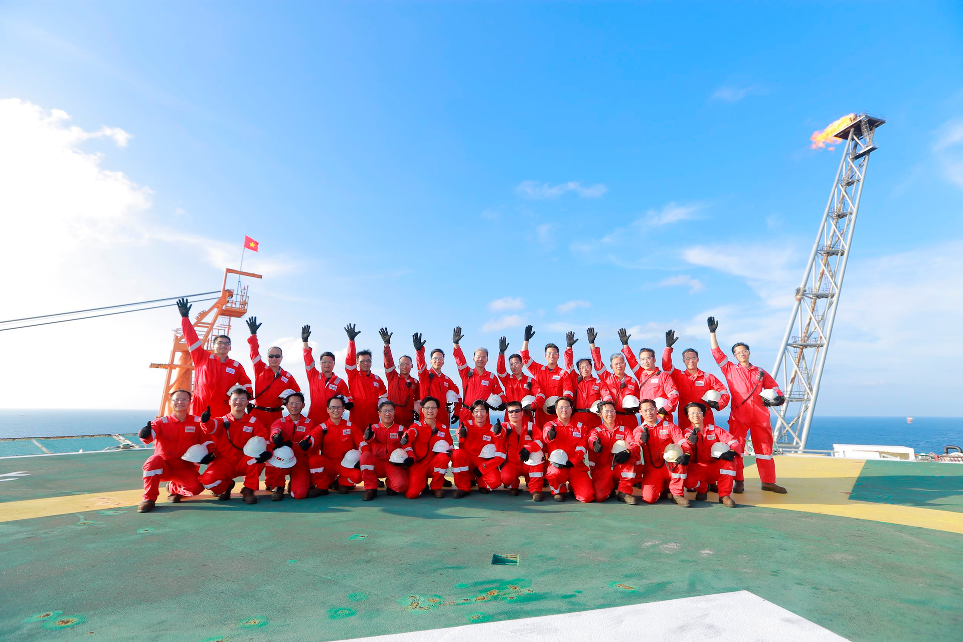 Năm 2023: PVEP vượt khó thành công- Ảnh 2. Năm 2023: PVEP vượt khó thành công- Ảnh 2.