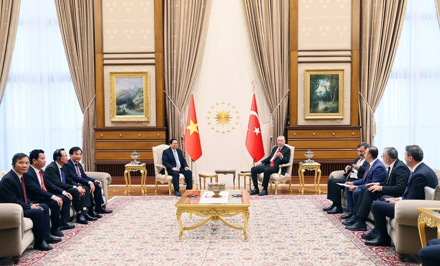 Thủ tướng Chính phủ Phạm Minh Chính kết thúc tốt đẹp chuyến công tác tham dự Hội nghị COP 28, hoạt động song phương tại UAE và thăm chính thức Thổ Nhĩ Kỳ- Ảnh 22.