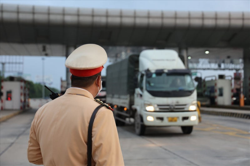 5 Điều Cần Biết Về Quy Định Dừng Đỗ Xe Theo Luật Trật Tự An Toàn Giao Thông Đường Bộ