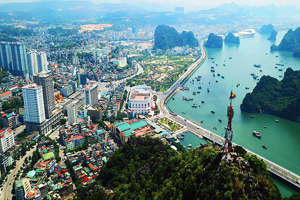 Phê duyệt Quy hoạch tỉnh Quảng Ninh  thời kỳ 2021 - 2030,  tầm nhìn đến năm 2050 - Ảnh 1.