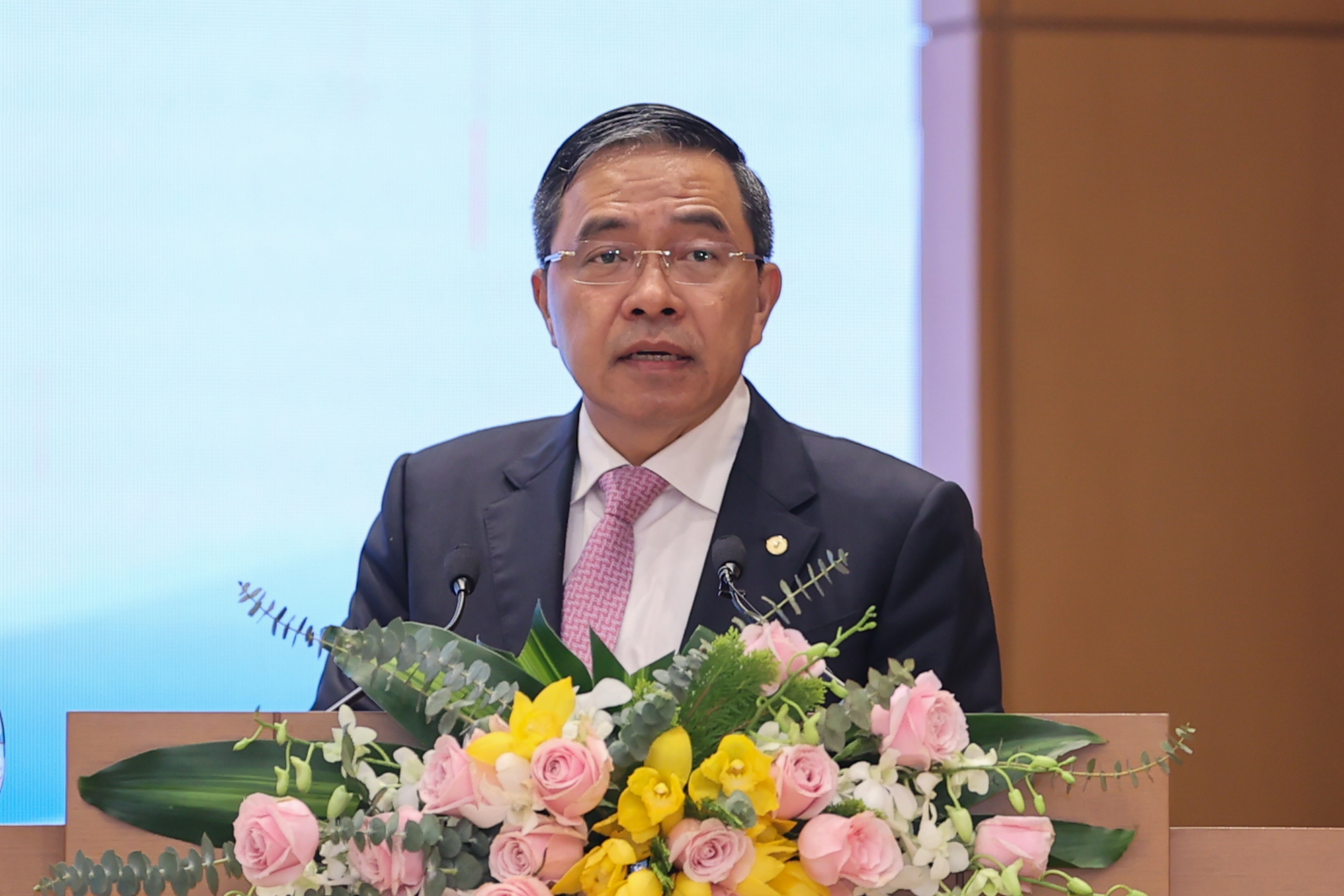 TỔNG THUẬT: Tháo gỡ và thúc đẩy thị trường bất động sản phát triển an toàn, lành mạnh, bền vững - Ảnh 1.