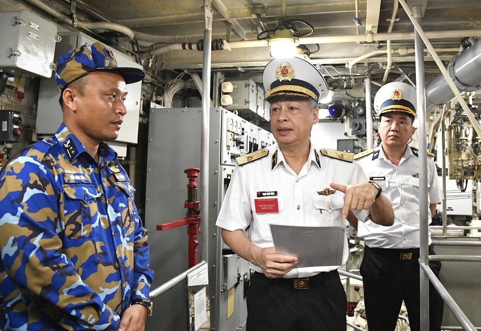 Quân chủng Hải quân kiểm tra công tác chuẩn bị huấn luyện tại Vùng 5 Hải quân - Ảnh 1.