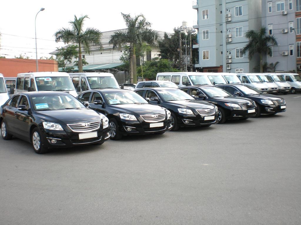 Lệ phí thủ tục công chứng mua bán xe ô tô Hà Nội 2023