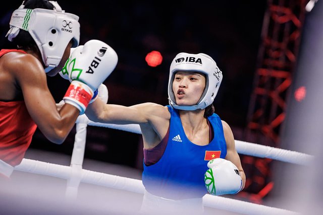 Nữ võ sĩ Việt Nam tiếp tục làm nên lịch sử tại đấu trường Boxing thế giới - Ảnh 1.