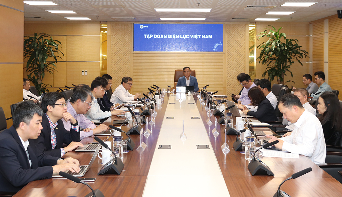 EVN gặp nhiều vướng mắc trong đầu tư xây dựng dự án điện trọng điểm - Ảnh 1. EVN gặp nhiều vướng mắc trong đầu tư xây dựng dự án điện trọng điểm - Ảnh 1.