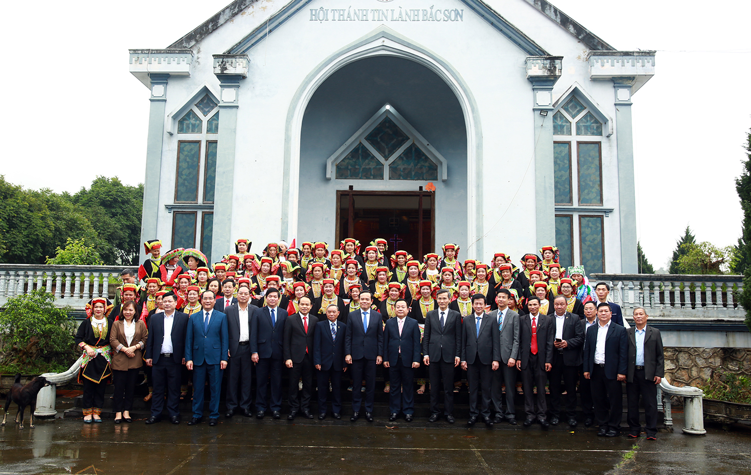 Phó Thủ tướng Trần Lưu Quang chúc mừng Lễ Phục sinh tại Lạng Sơn - Ảnh 5.