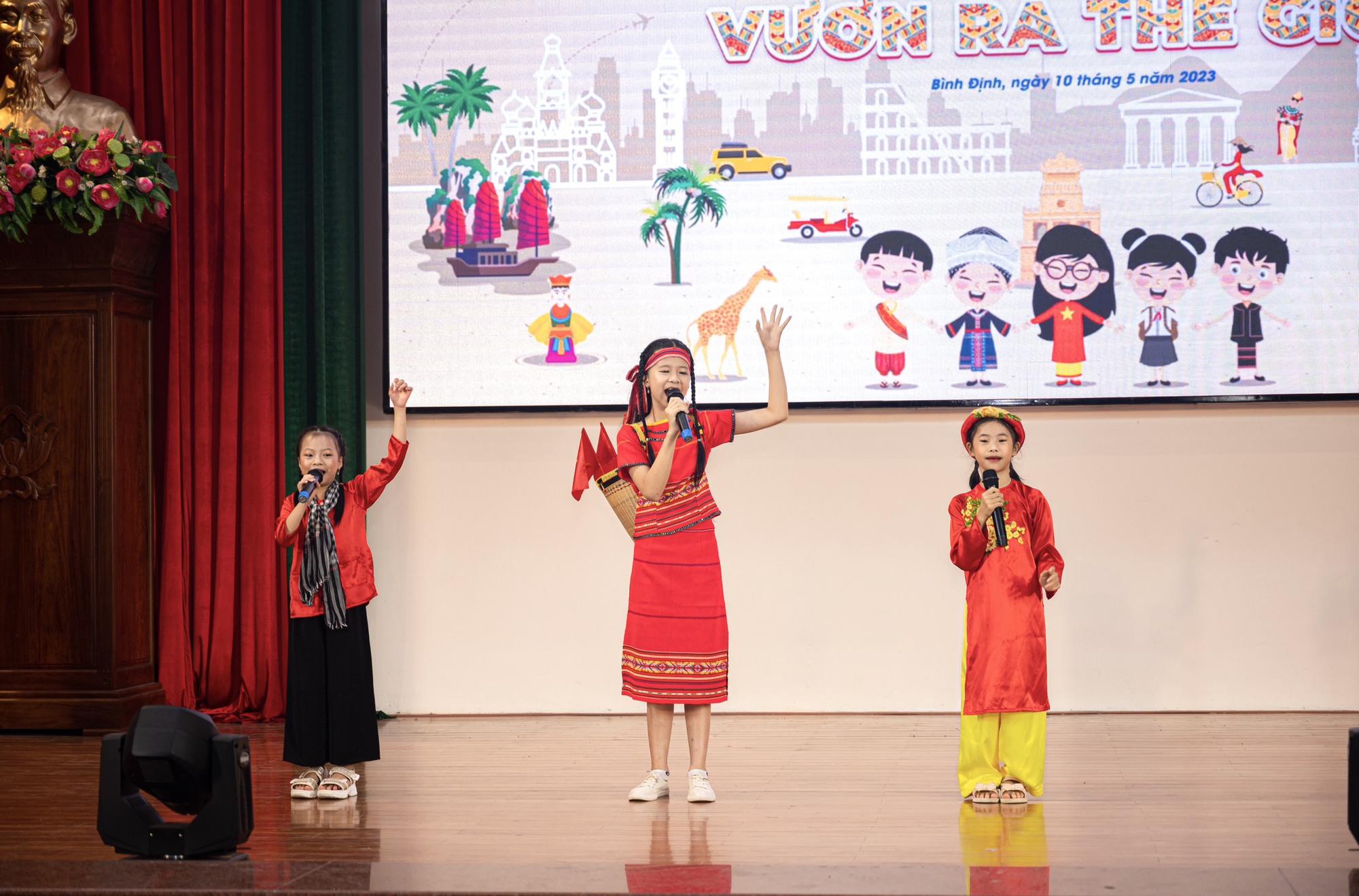 15.000 thí sinh tham gia sân chơi 'Thiếu nhi Việt Nam - Vươn ra thế giới' - Ảnh 1.
