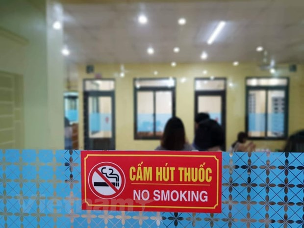 Hướng dẫn thực hiện quy định địa điểm cấm hút thuốc lá - Ảnh 1.