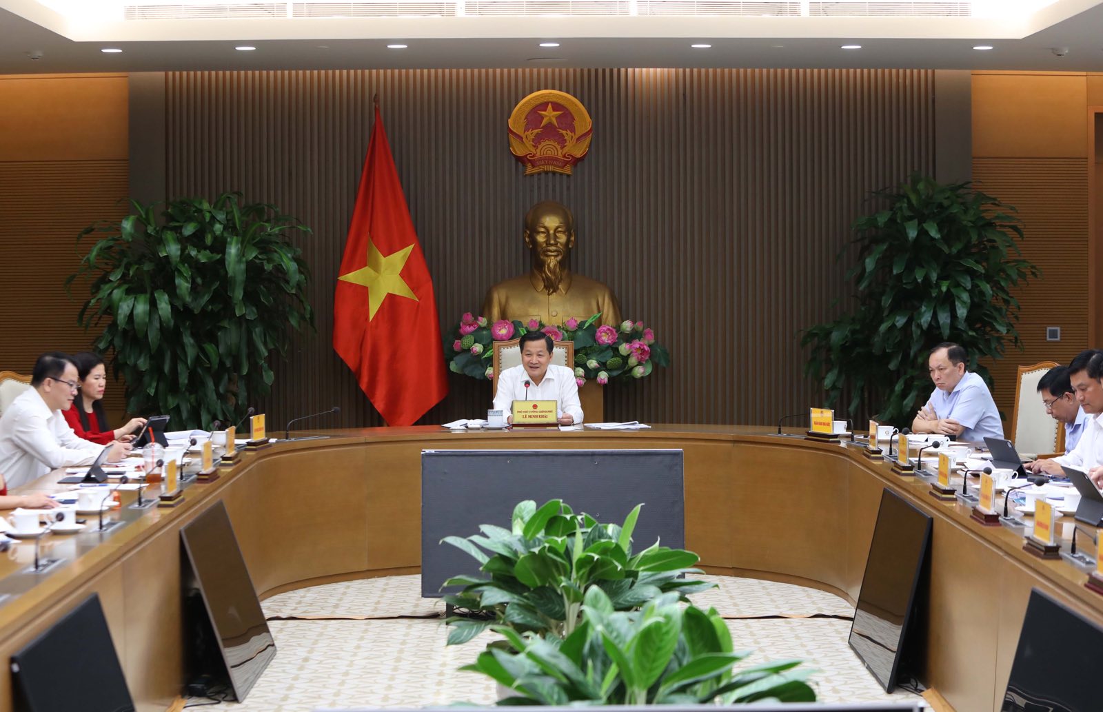 Phó Thủ tướng Lê Minh Khái: Ngân hàng và doanh nghiệp phải đi chung một đường! - Ảnh 1.