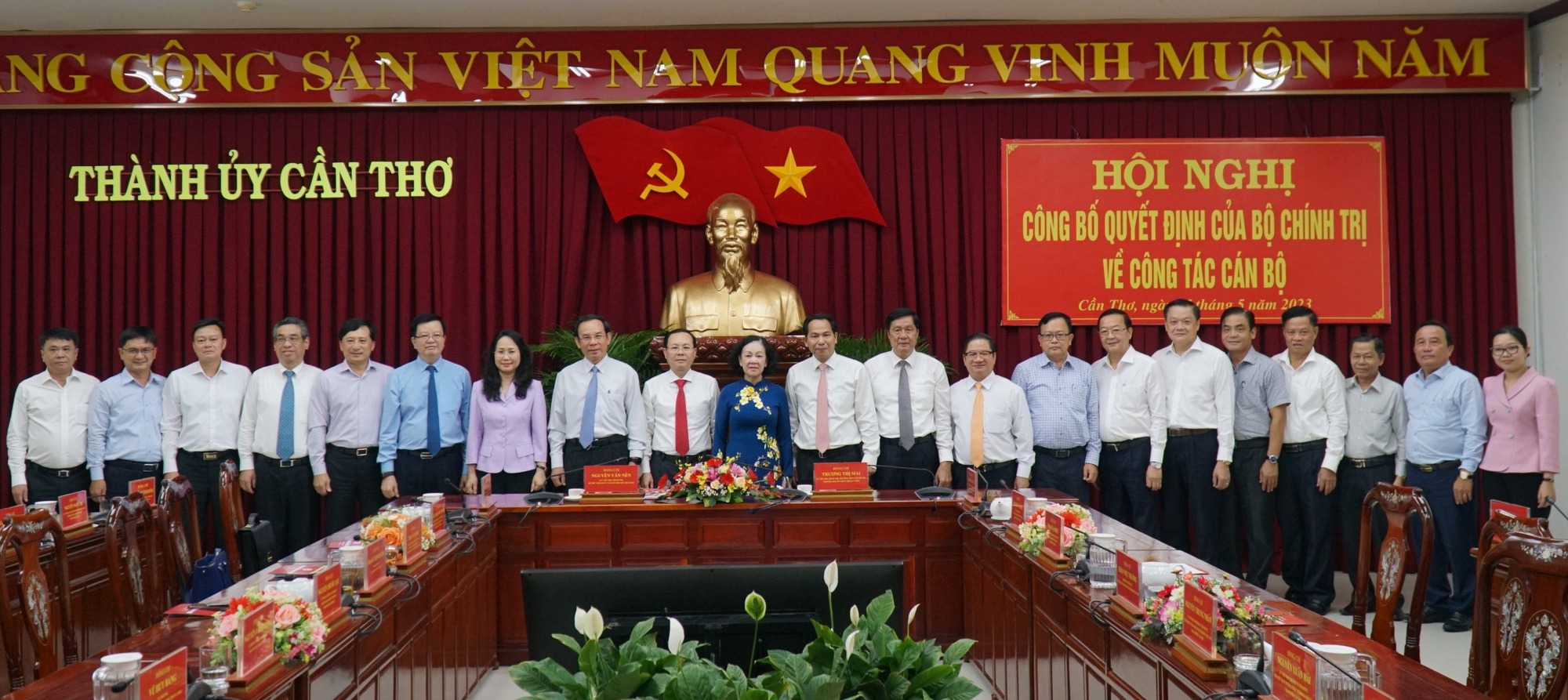 Phó Bí thư Thành ủy TPHCM Nguyễn Văn Hiếu giữ chức vụ Bí thư Thành ủy Cần Thơ - Ảnh 4.