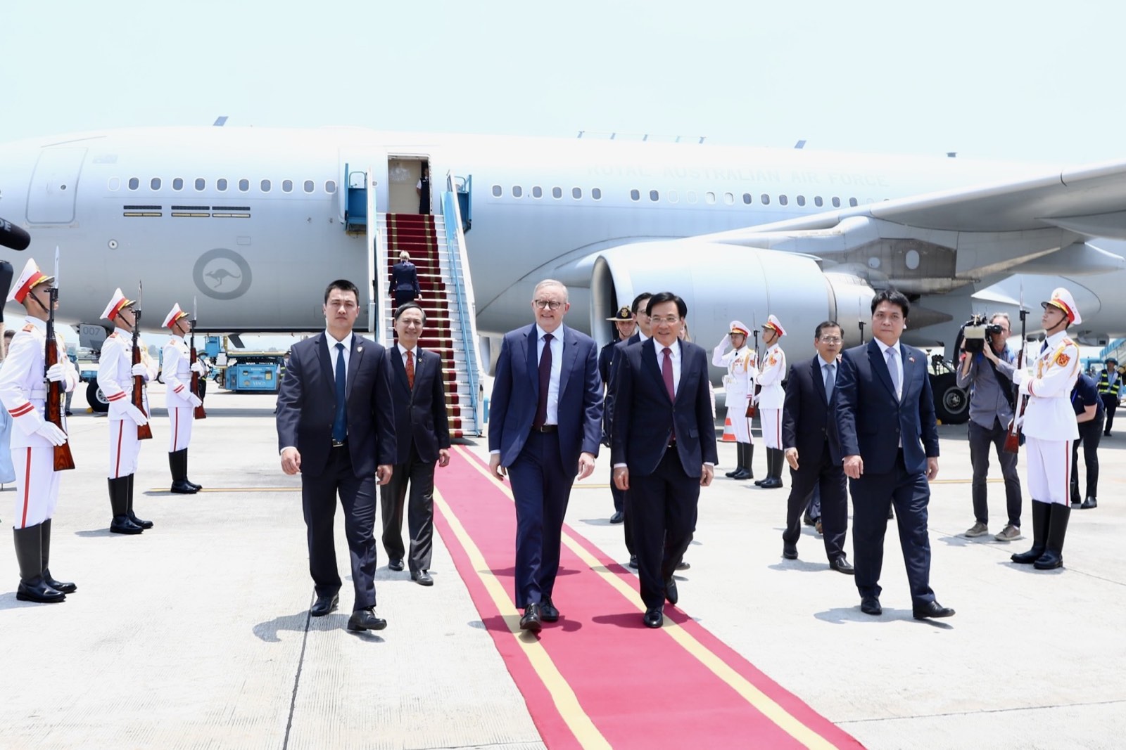 Thủ tướng Australia bắt đầu thăm chính thức Việt Nam - Ảnh 4.