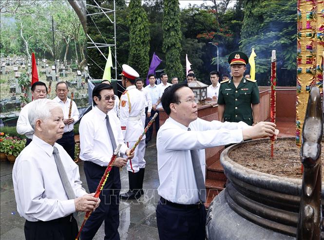 Chủ tịch nước dự các hoạt động kỷ niệm 76 năm Ngày Thương binh - Liệt sĩ tại Côn Đảo - Ảnh 1.