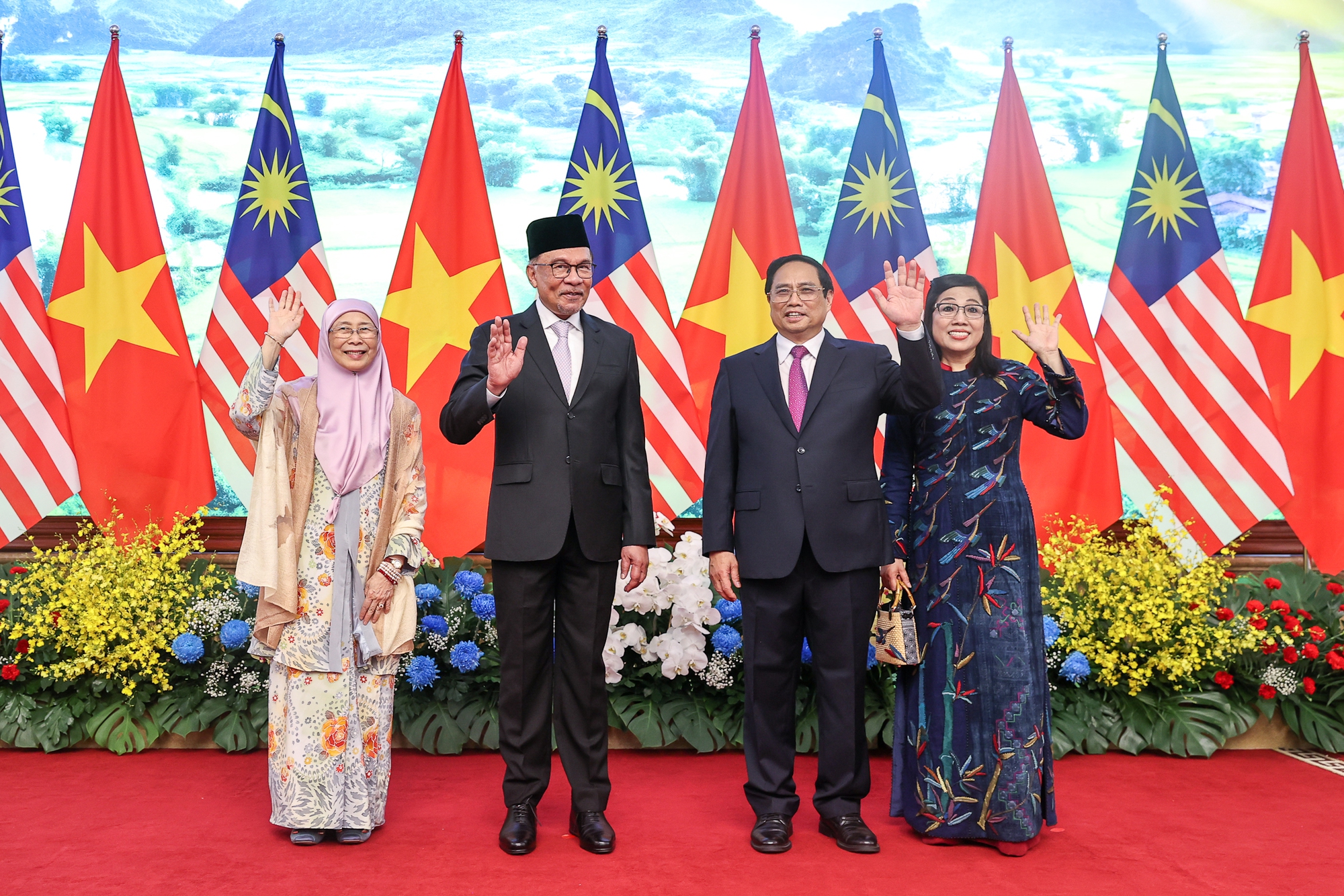 Chùm ảnh: Thủ tướng Phạm Minh Chính chủ trì lễ đón Thủ tướng Malaysia thăm chính thức Việt Nam - Ảnh 10.