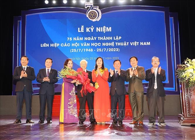 Tổng Bí thư dự Lễ kỷ niệm 75 năm Ngày thành lập Liên hiệp các Hội Văn học nghệ thuật Việt Nam - Ảnh 3.