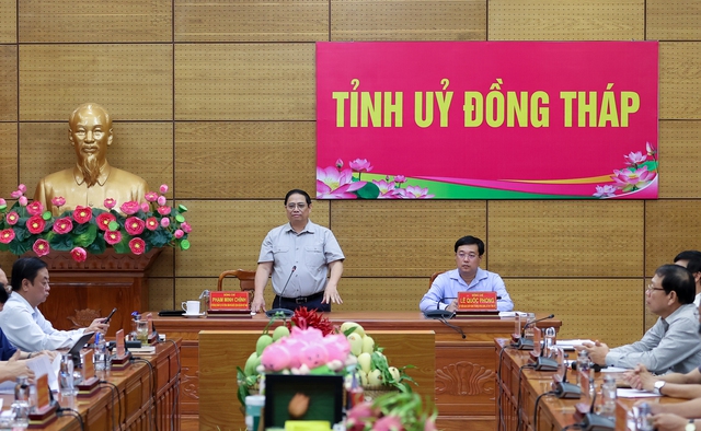 Thủ tướng Phạm Minh Chính làm việc với Ban Thường vụ Tỉnh ủy Đồng Tháp - Ảnh 1.