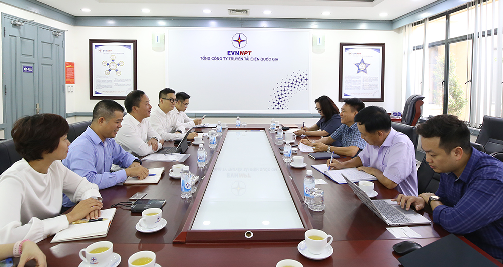 Thu xếp vốn cho dự án truyền tải điện quan trọng cấp điện cho miền Bắc - Ảnh 1. Thu xếp vốn cho dự án truyền tải điện quan trọng cấp điện cho miền Bắc - Ảnh 1.