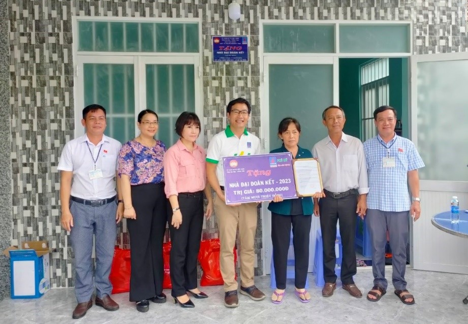 PVFCCo thực hiện các chương trình an sinh xã hội ý nghĩa - Ảnh 2. PVFCCo thực hiện các chương trình an sinh xã hội ý nghĩa - Ảnh 2.