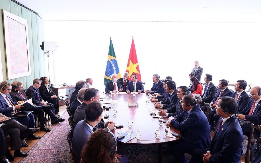 Thủ tướng Phạm Minh Chính hội đàm với Tổng thống Brazil Luiz Inacio Lula da Silva - Ảnh: VGP/Nhật Bắc