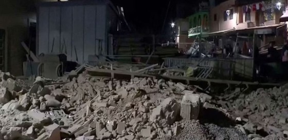 Động đất tại Maroc: Số nạn nhân lên đến gần 1.000 người - Ảnh 1.