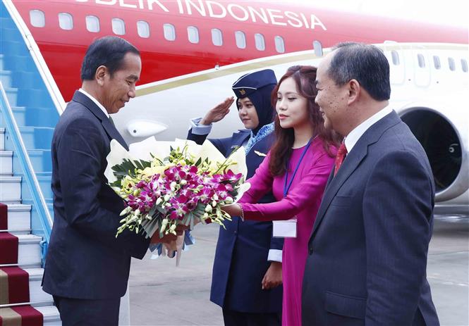 Tổng thống Indonesia đến Hà Nội, bắt đầu thăm cấp Nhà nước tới Việt Nam- Ảnh 2.