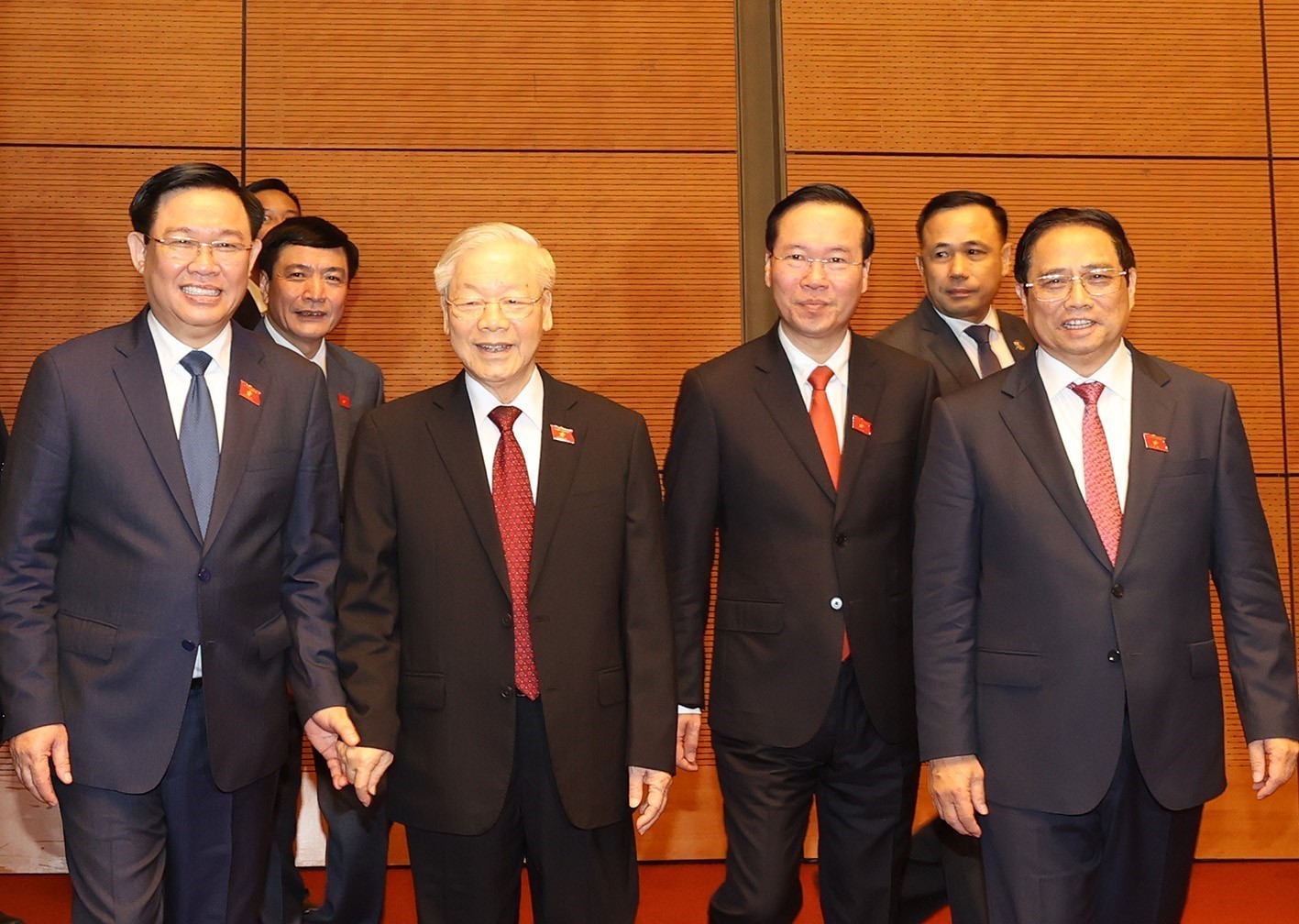 cac-dong-chi-lanh-dao-17057281935981770771769.jpg