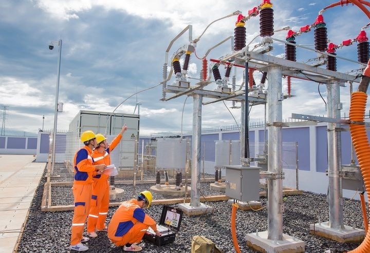 EVNNPC nỗ lực vượt khó để bảo đảm cung ứng điện- Ảnh 5. EVNNPC nỗ lực vượt khó để bảo đảm cung ứng điện- Ảnh 5.