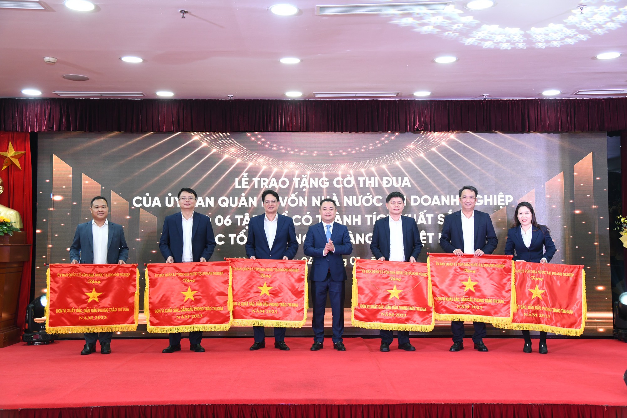 VIMC quyết tâm giữ vững thị trường, đặt mục tiêu lãi cao hơn năm trước- Ảnh 2.