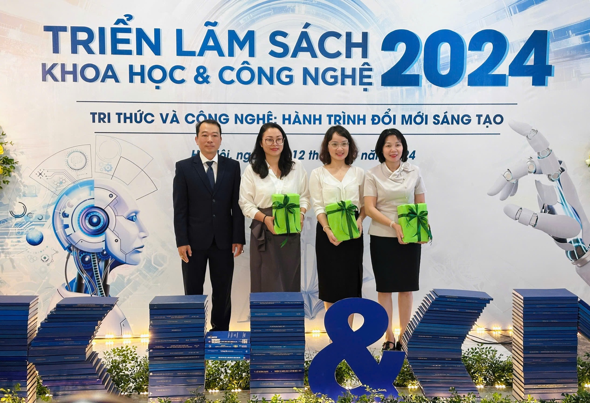 Lan tỏa văn hóa đọc, kiến tạo nền tảng dữ liệu khoa học công nghệ quốc gia- Ảnh 2.