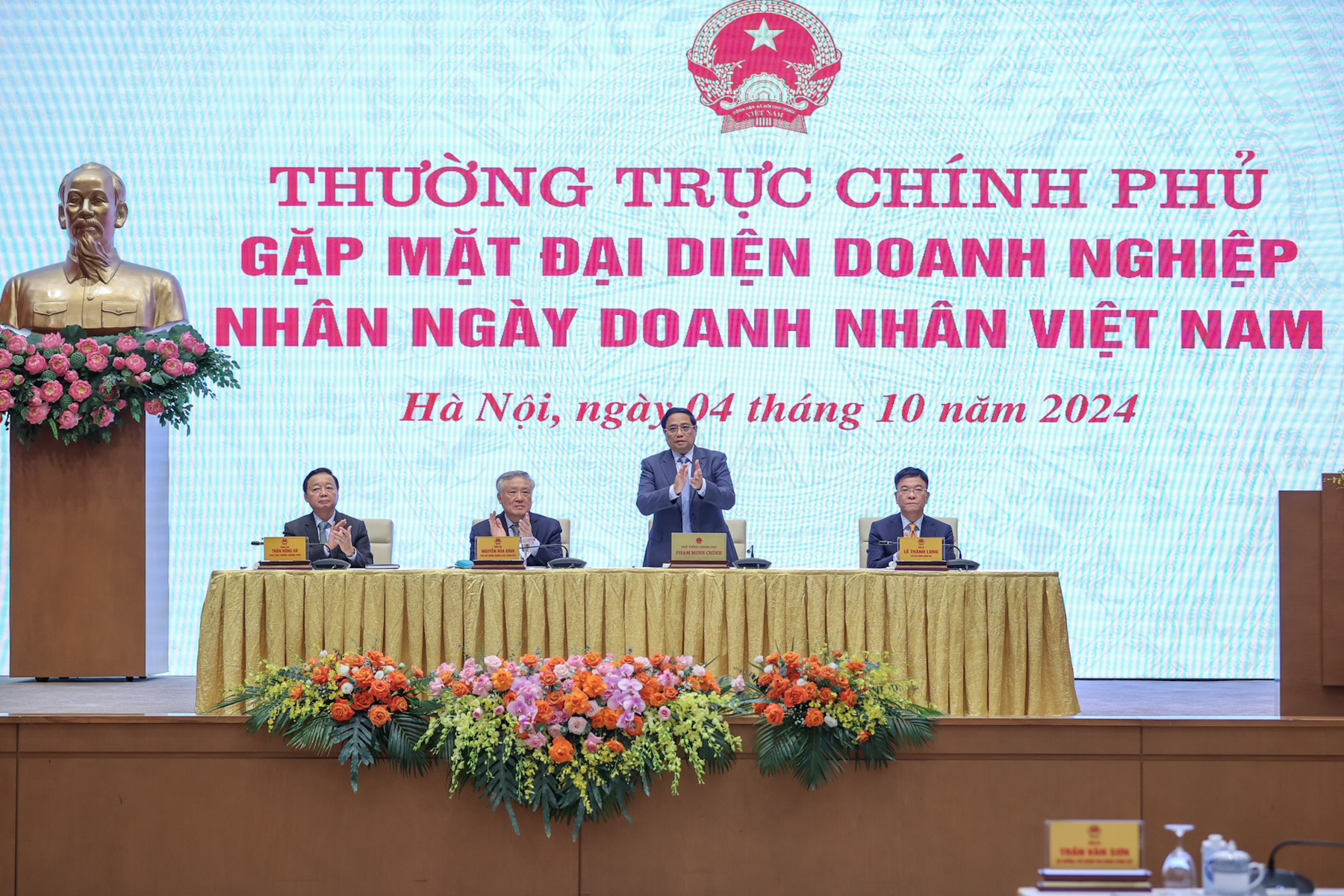 TỔNG THUẬT: Thường trực Chính phủ gặp mặt các doanh nghiệp- Ảnh 1.