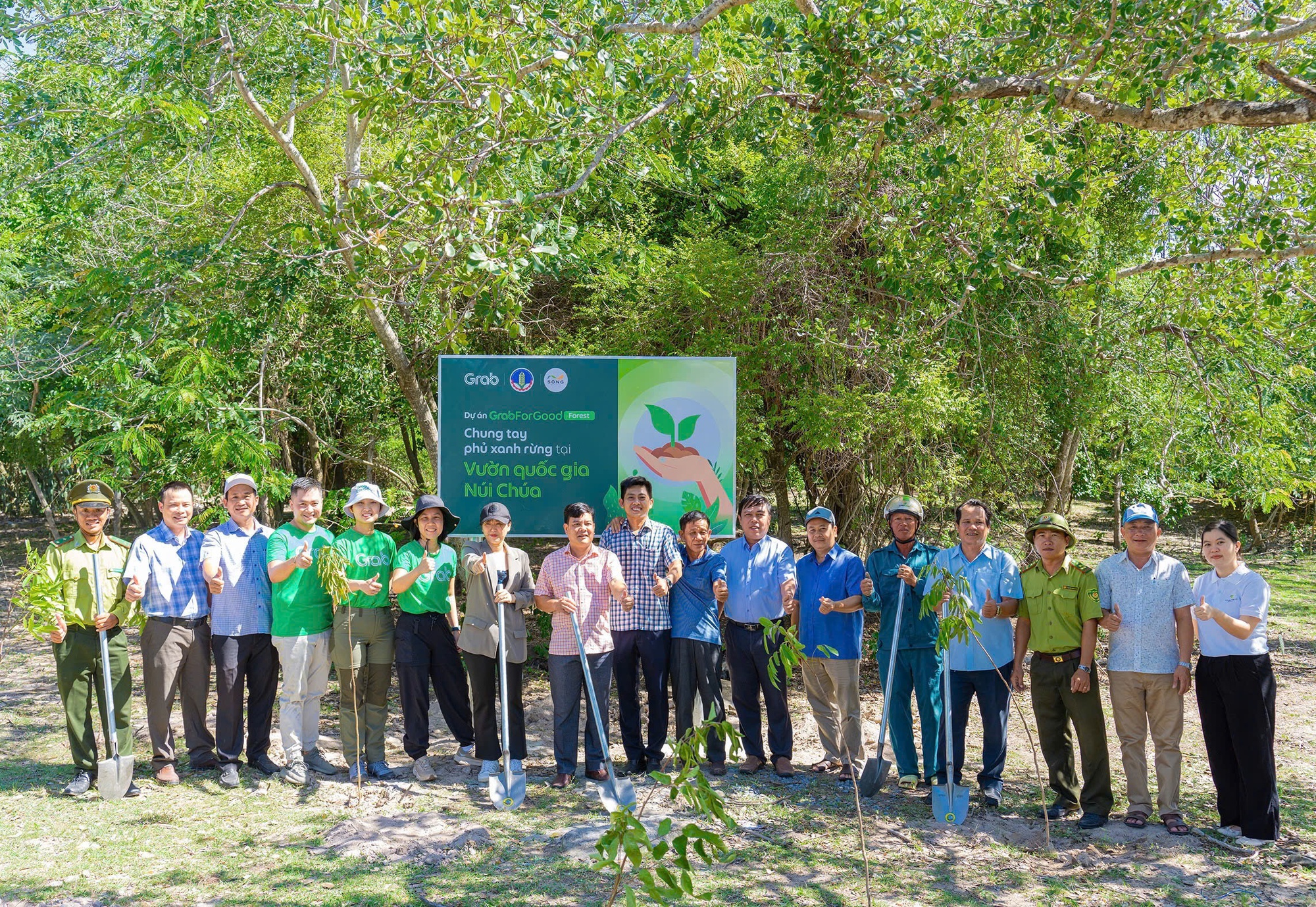 Grab Việt Nam cùng người dùng góp phần giảm phát thải carbon- Ảnh 1.