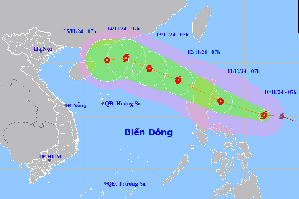 Ứng phó với bão TORAJI gần biển Đông- Ảnh 1.