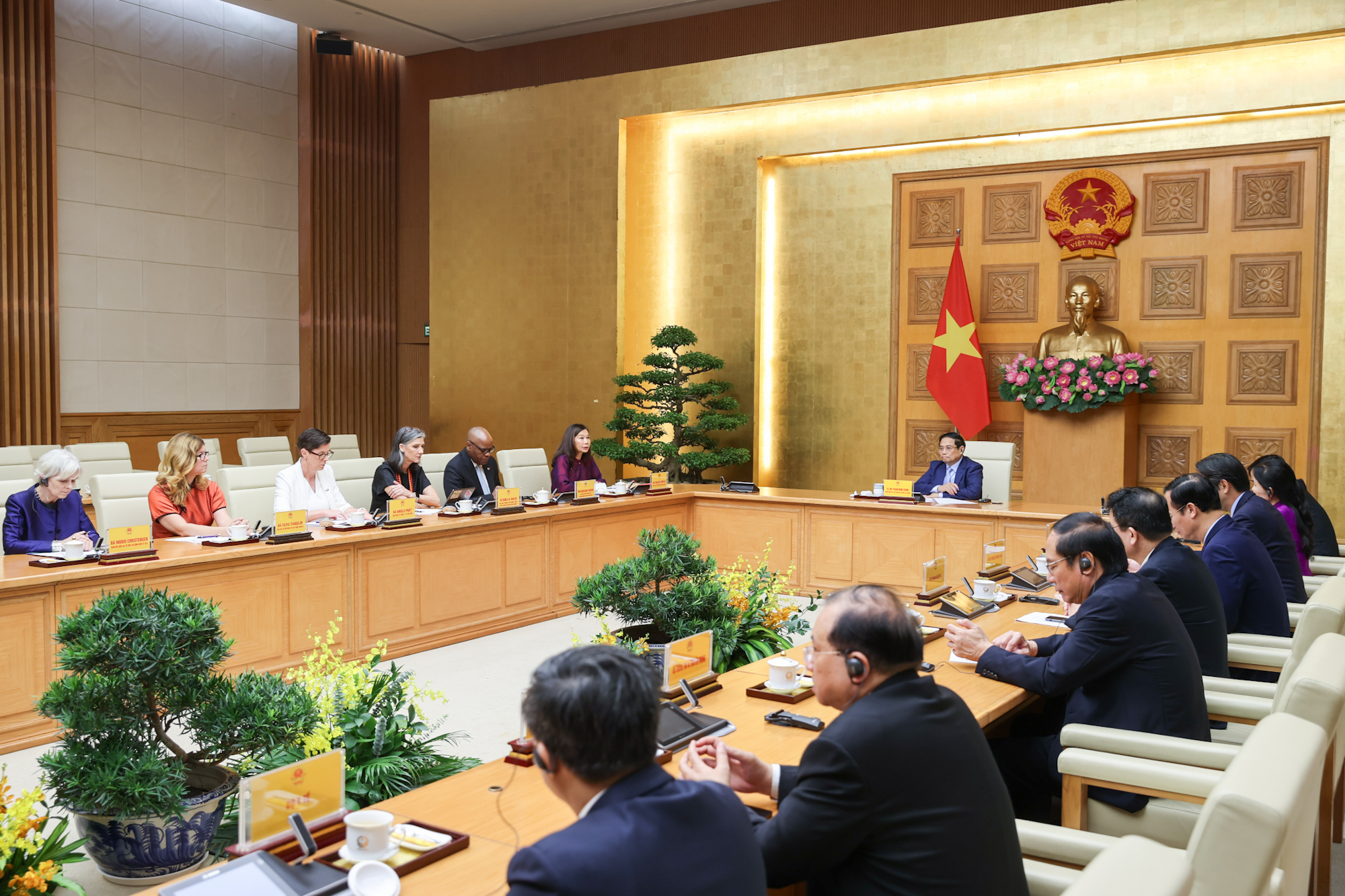 Thủ tướng Phạm Minh Chính tiếp Điều phối viên Thường trú và các Trưởng đại diện các tổ chức LHQ tại Việt Nam- Ảnh 2.