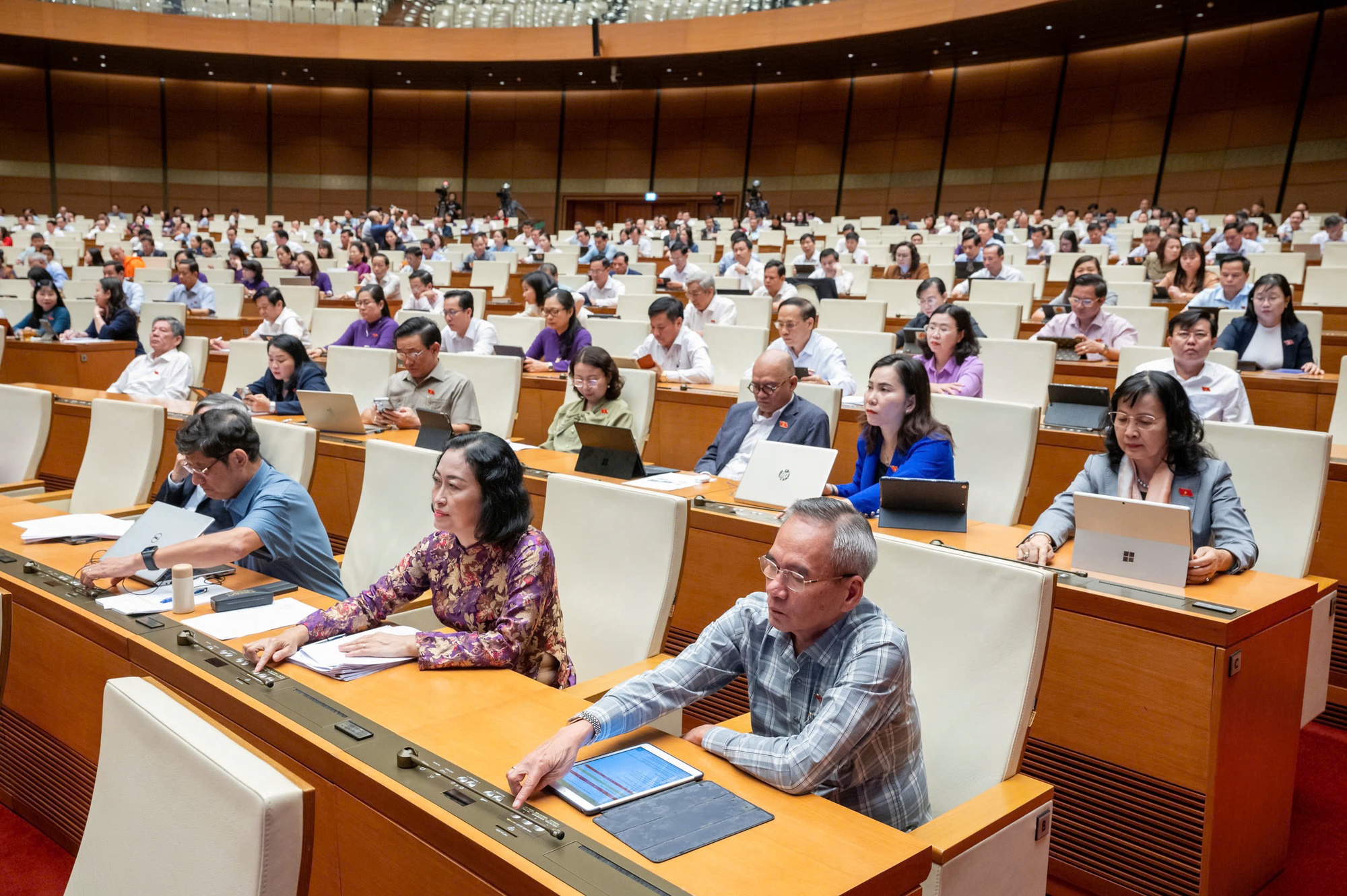 Thông qua Luật Dược (sửa đổi): Quy định rõ các biện pháp quản lý giá thuốc- Ảnh 1.