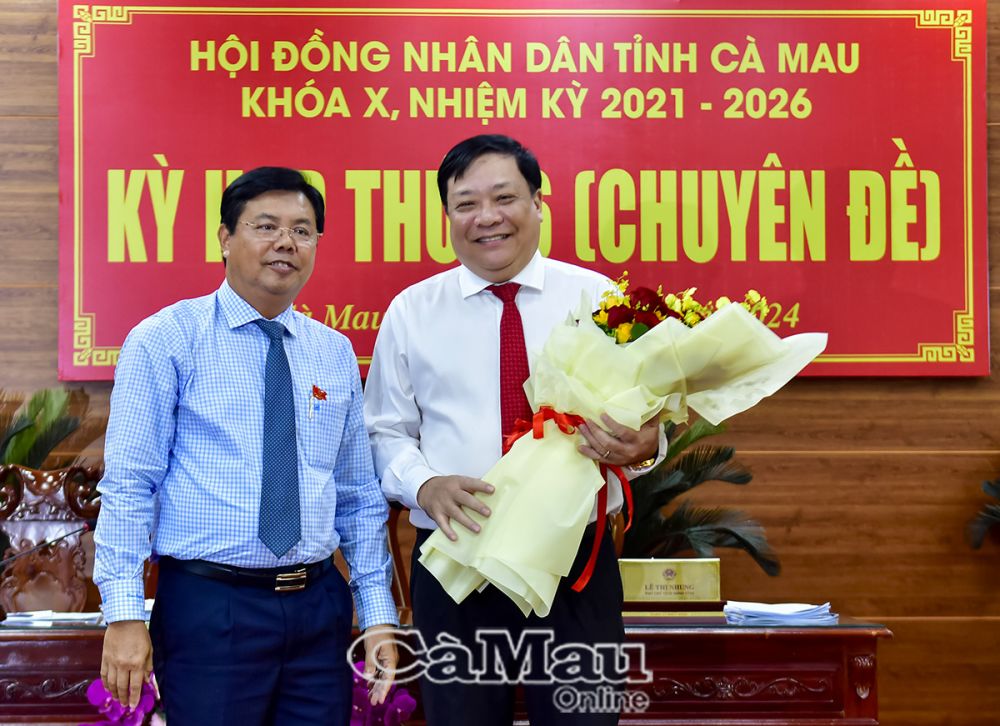 Phê chuẩn ông Phạm Thành Ngại giữ chức Chủ tịch UBND tỉnh Cà Mau- Ảnh 1.