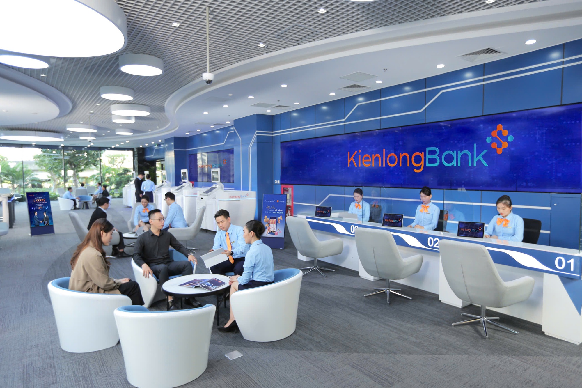 KienlongBank: Đầu tư vào con người để chuyển đổi thành công và bền vững- Ảnh 1.