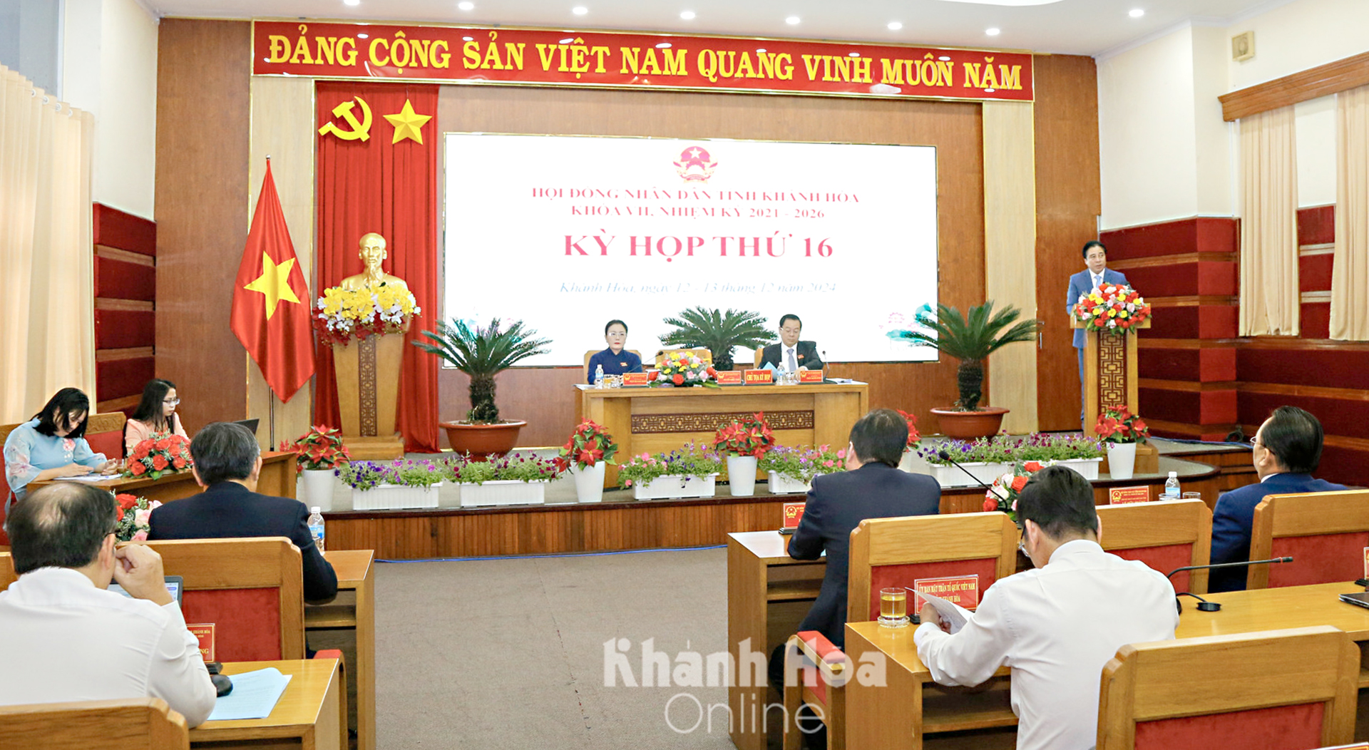 Năm 2025, tỉnh Khánh Hòa phấn đấu tốc độ tăng trưởng GRDP tăng 10-10,5%- Ảnh 1. Năm 2025, tỉnh Khánh Hòa phấn đấu tốc độ tăng trưởng GRDP tăng 10-10,5%- Ảnh 1.