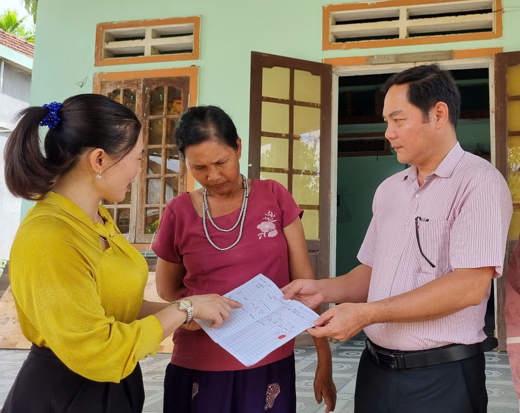 Vốn tín dụng chính sách, 'trợ lực' giúp bà con vươn lên thoát nghèo- Ảnh 1. Vốn tín dụng chính sách, 'trợ lực' giúp bà con vươn lên thoát nghèo- Ảnh 1.